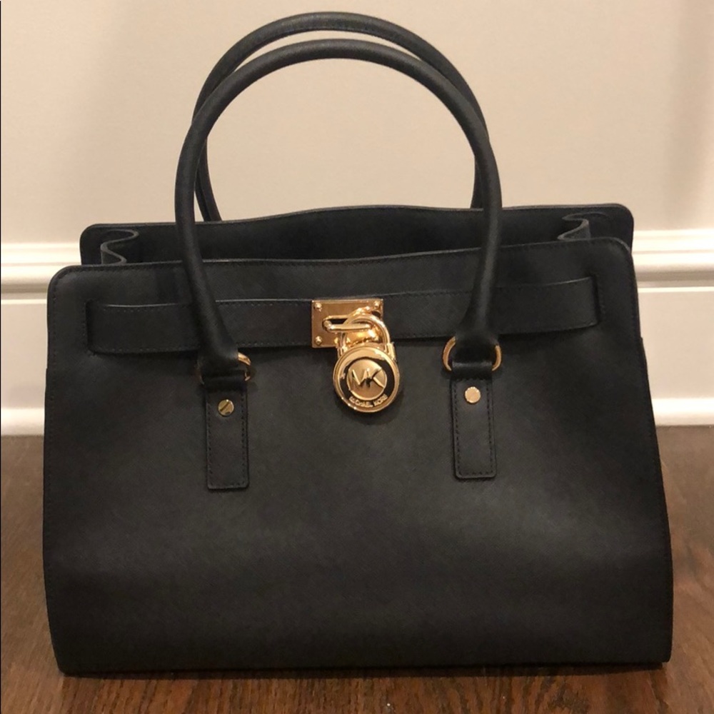 Michael kors black purse